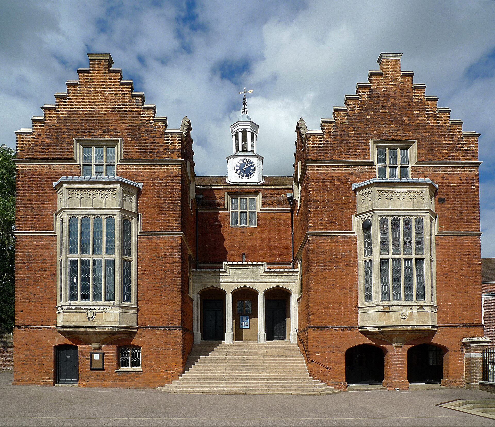 Harrow School for removals in Harrow